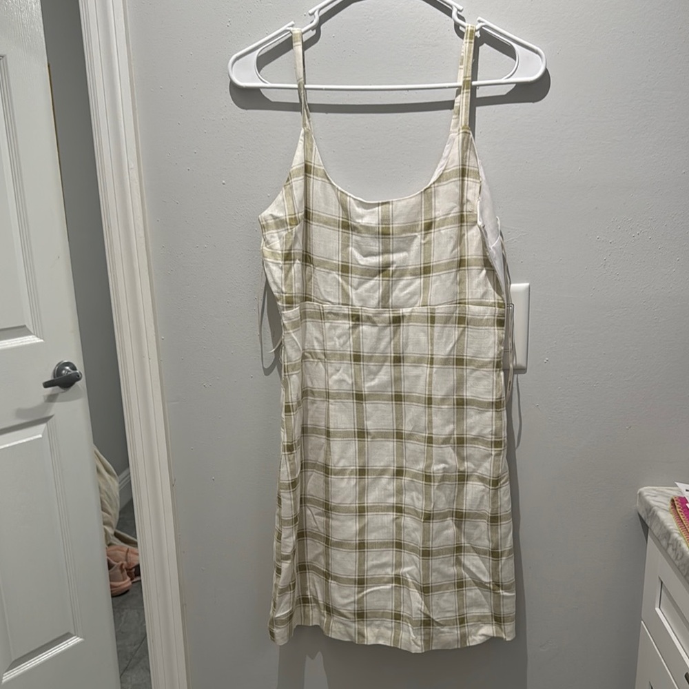Forever 21 Asymmetrical Plaid Dress - White and Green